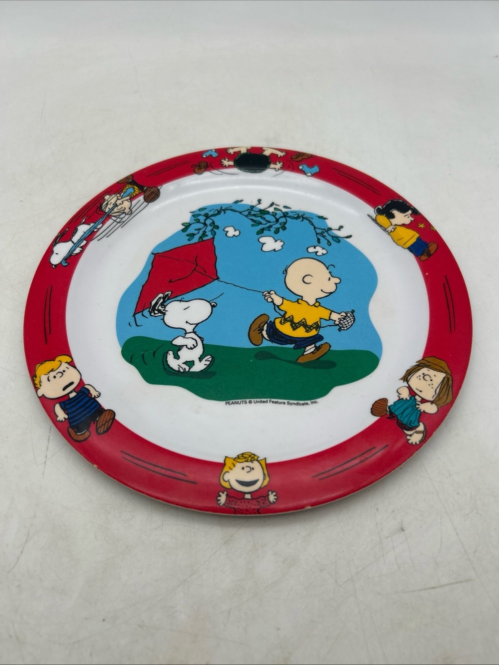 8.5” Vintage Trudeau Peanuts Charlie Brown/Snoopy Melamine Plate (Read Desc)
